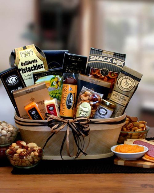 Gourmet Nut & Sausage Gift Basket