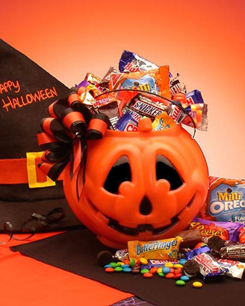 Tricks or Treats Halloween Gift set