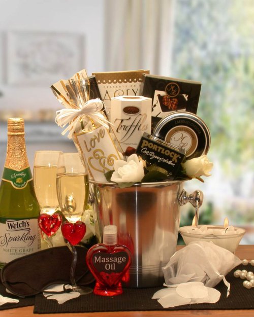 Deluxe Romantic Evening For Two Gift Basket